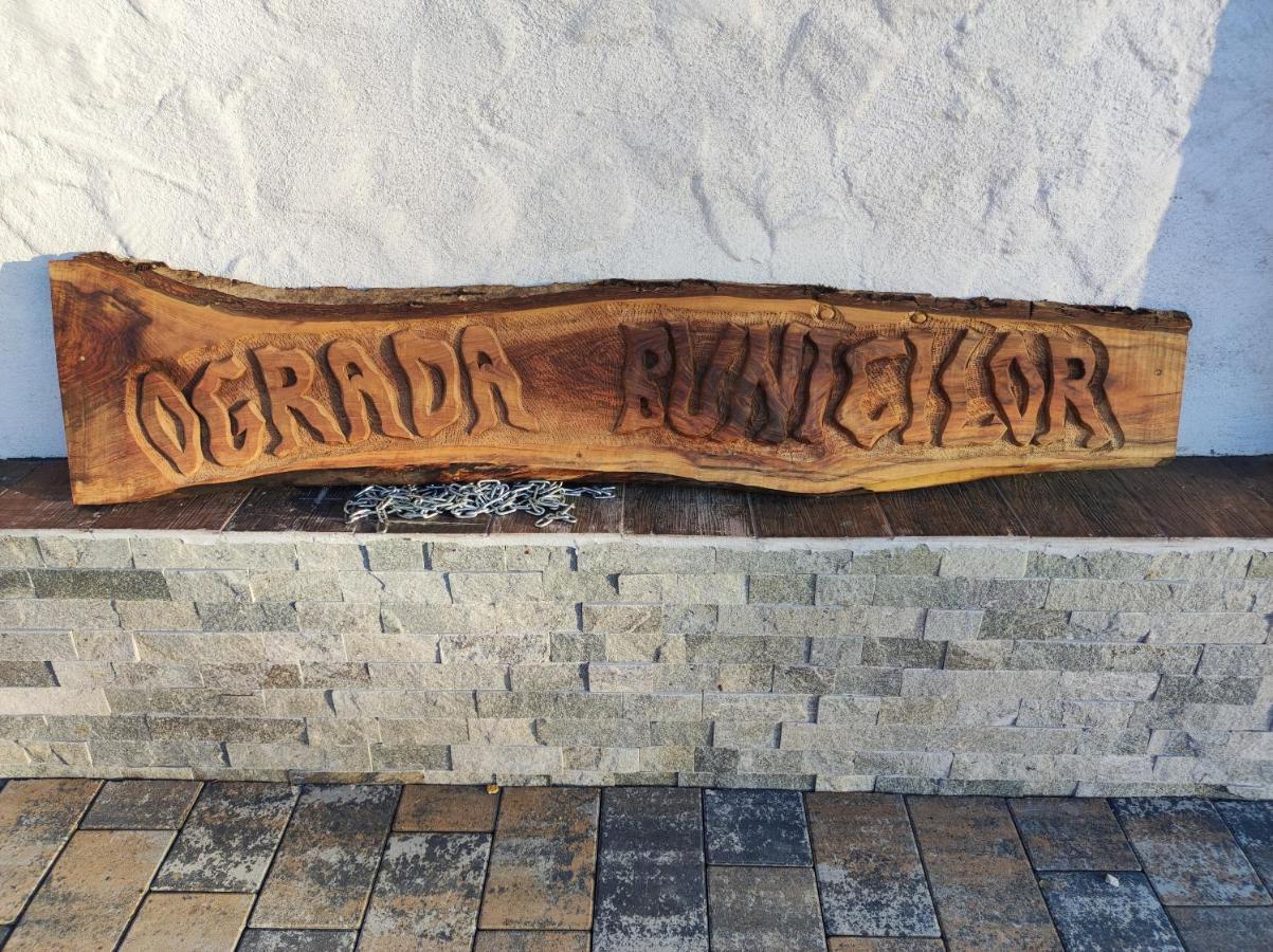 Ograda Bunicilor Villa Baia de Fier Buitenkant foto